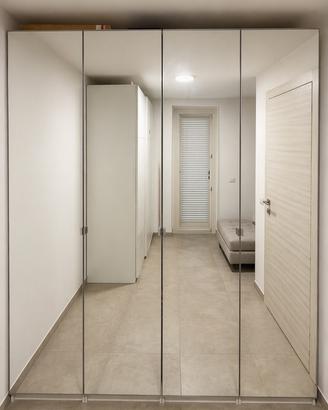ARMADIO 4 ANTE A SPECCHIO – IKEA GRANDE E CAPIENTE