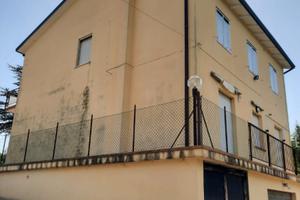 Casa indipendente con terreno