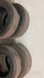 215/65R17