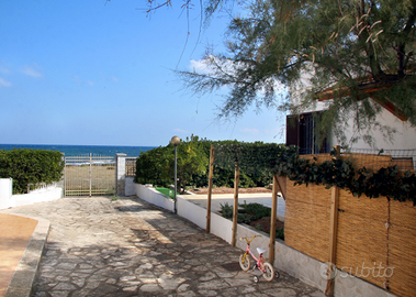 Bilocale a pochi metri dal mare