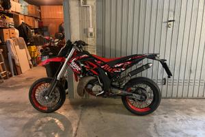 Aprilia sx 125 2T motard (descrizione)