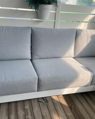divano da giardino