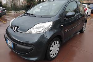Peugeot 107 1.0 Sweet years