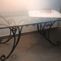 Tavolo ferro battuto e cristallo per negozi o espo