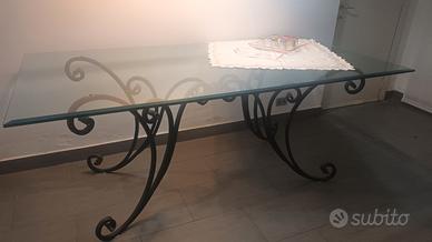 Tavolo ferro battuto e cristallo per negozi o espo