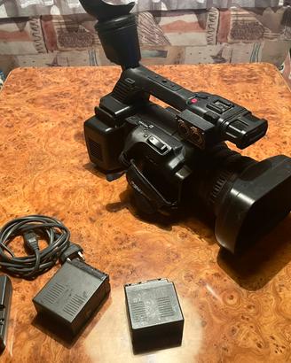 Videocamera professionale Panasonic AVCCAM