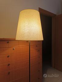 Piantana e lampade da comodino 