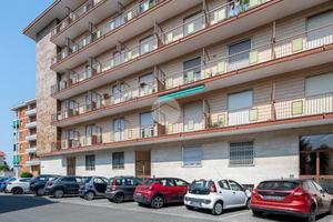 2 LOCALI A NICHELINO