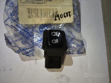 PULSANTE LUCI FREE PIAGGIO 290687