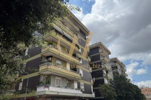 Ampio Appartamento 4 Vani con Terrazzino