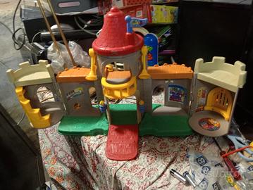 Castello con ponte levatoio Fisher Price