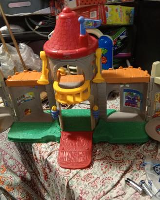 Castello con ponte levatoio Fisher Price