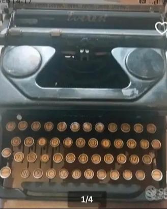 Macchina da scrivere antica 