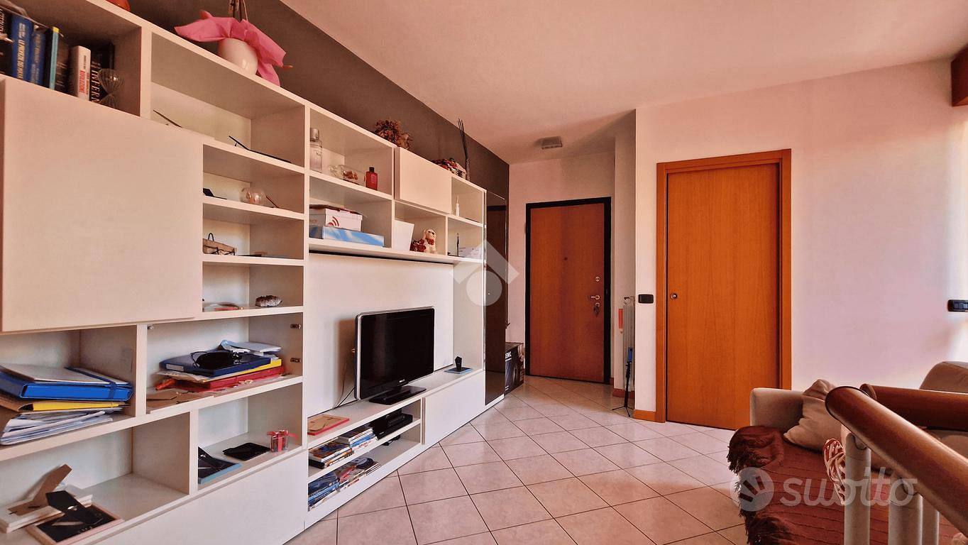 Apartment in Gallarate, Azalee, Cascinetta - Vista 5