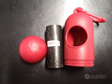 Dispenser sacchetti feci cani