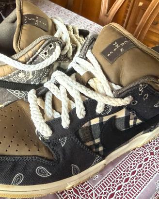 Nike SB Dunk Low travis scott ct5053-001
