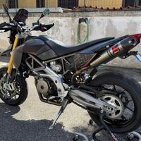 Aprilia Dorsoduro 750 Akrapovick tenuta benissimo