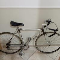 Bici d’epoca Belleri con cambio Campagnolo Record