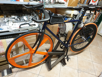 Bici scatto fisso artigianale
