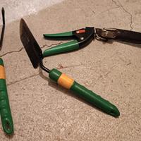 attrezzi x giardinaggio