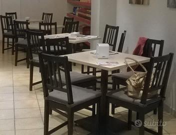 Tavoli Bar/Bistrot Effetto Marmo e Base in  ghisa