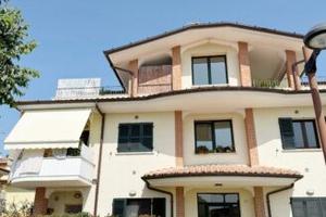 Attico con terrazza abitabile, N/342