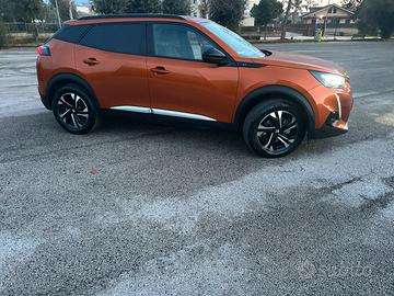 Peugeot 2008 elettrica unico proprietario