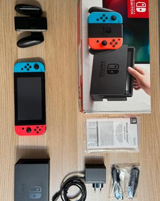 Nintendo Switch (Modello Base)