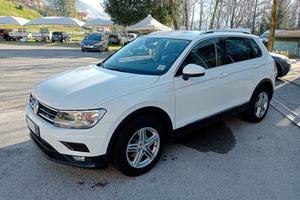 Volkswagen Tiguan 2.0 TDI SCR DSG 4MOTION Business