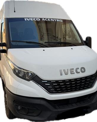 Iveco Daily 35S16 2.3 156 CV Automatico – 51.000 k