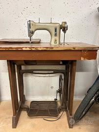 Macchina da cucire NECCHI
