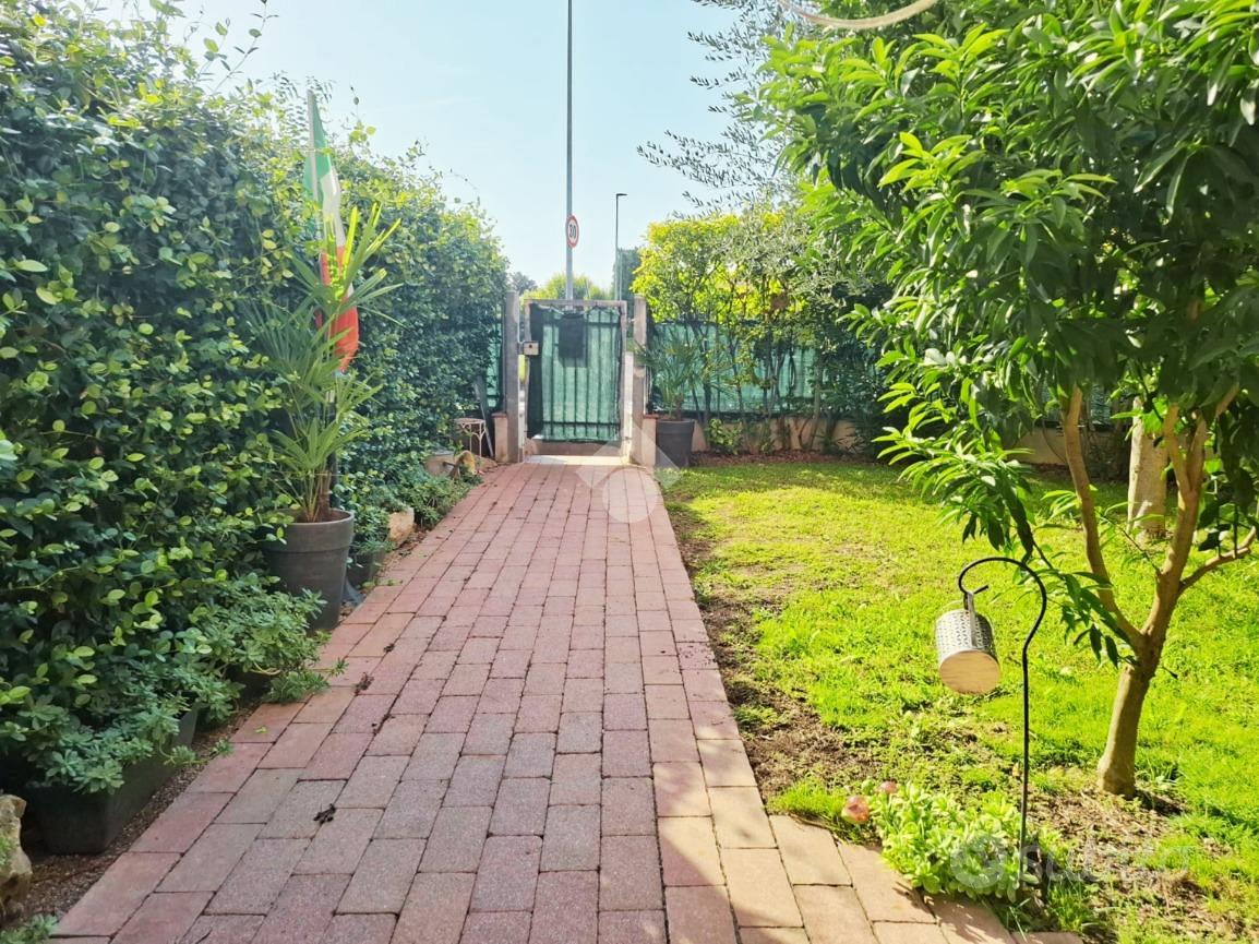 Apartment in Zevio - More