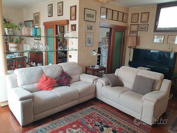 Divani 2 e 3 posti Dondi