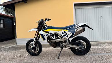 HUSQVARNA 701