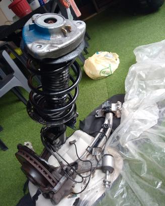 sospensione anteriore SX Mercedes classe b w246