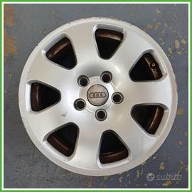Cerchio Singolo in Lega Audi A4 8E5 Avant 15