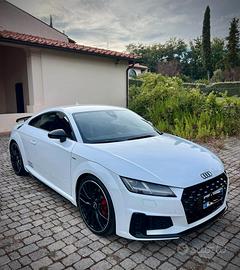 Audi TT mk3 competition plus veramente bella