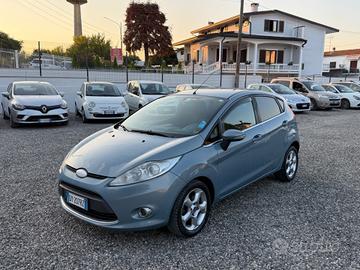 Ford Fiesta 1.4 5 porte Bz.- GPL Titanium