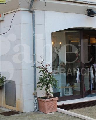 Negozio Canosa di Puglia [Cod. rif 3255142ACG]