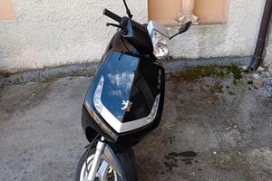 scooter  Peugeot vivacity