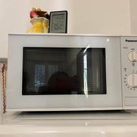 NN-E201W- Forno a microonde - 800 Watt