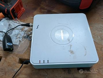 Sistema videosorveglianza hikvision 7108