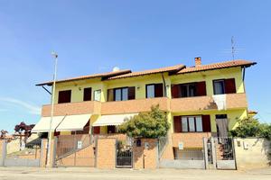 Villa a schiera Mesero [Cod. rif 3324051VRG]