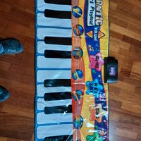 Gigantic keyboard playmat