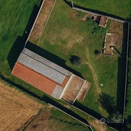 Capannone spazio artigianale / deposito - 400 mq