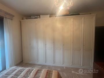 Armadio in vero legno massello 8 ante con sportell