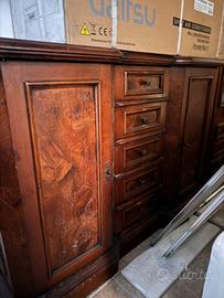 Credenza e vetrinetta fuciliera