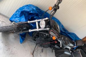 Moto Harlwy Sportster 883R 2009