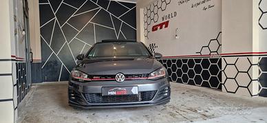 Volkswagen Golf GTI Performance 2.0 245 CV TSI DSG
