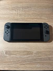 Nintendo Switch con Accessori